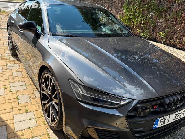 Audi S7